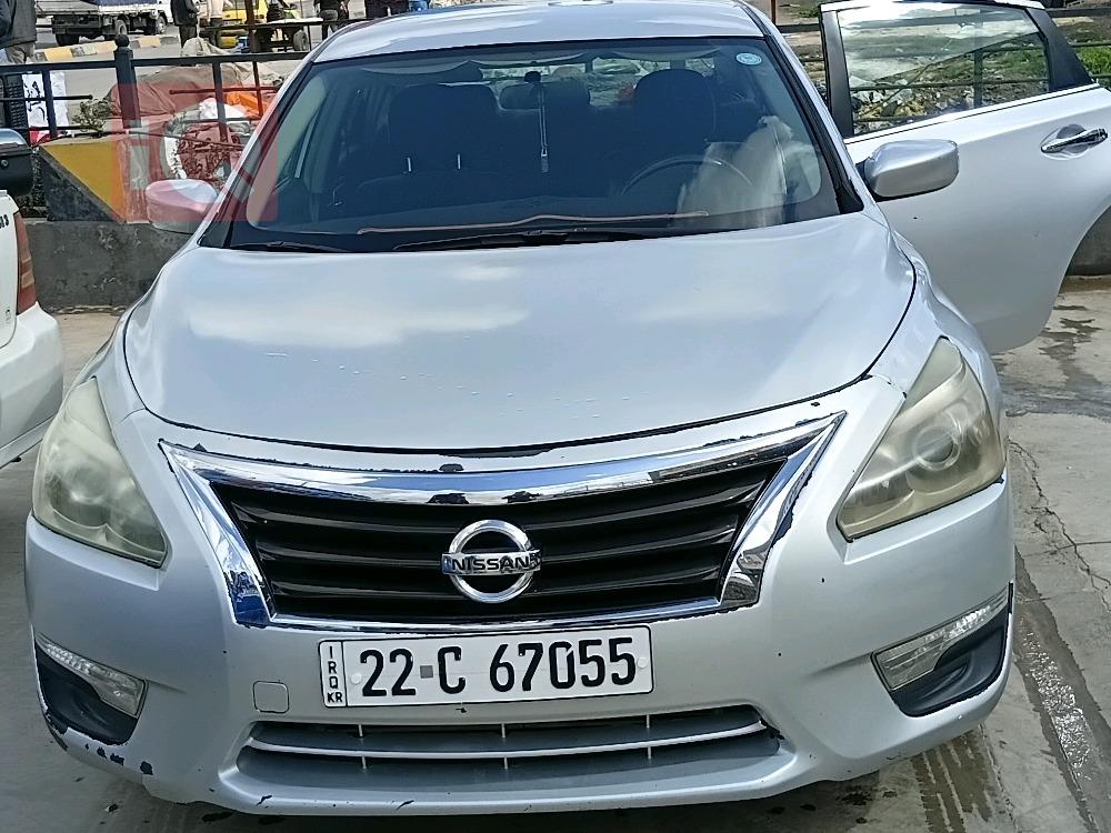 نيسان ألتيما